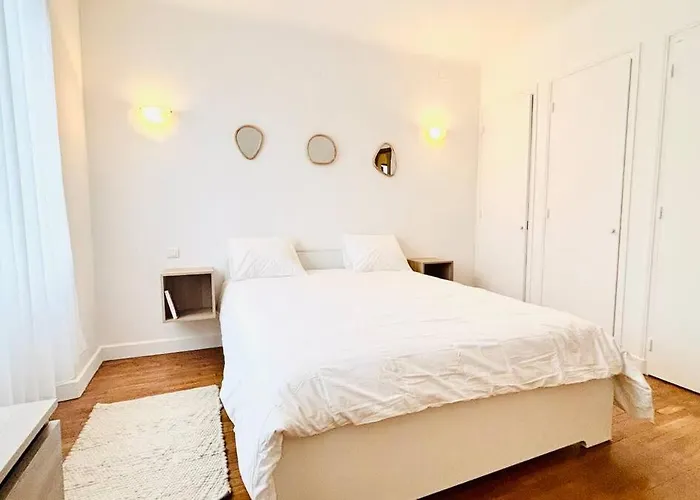 아파트 Nid Moderne A Et Pres Des Grands Axes 롱위