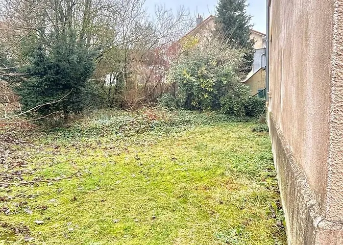 Nid Moderne A Et Pres Des Grands Axes